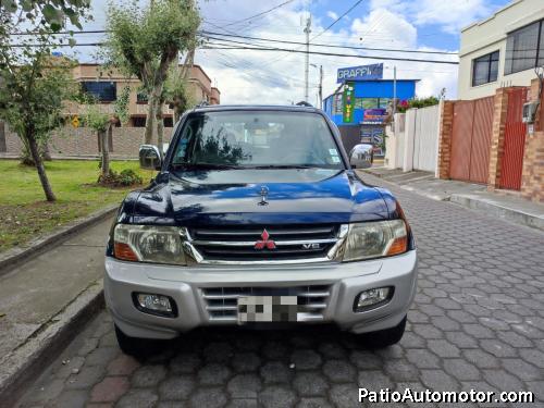 Mitsubishi Montero 